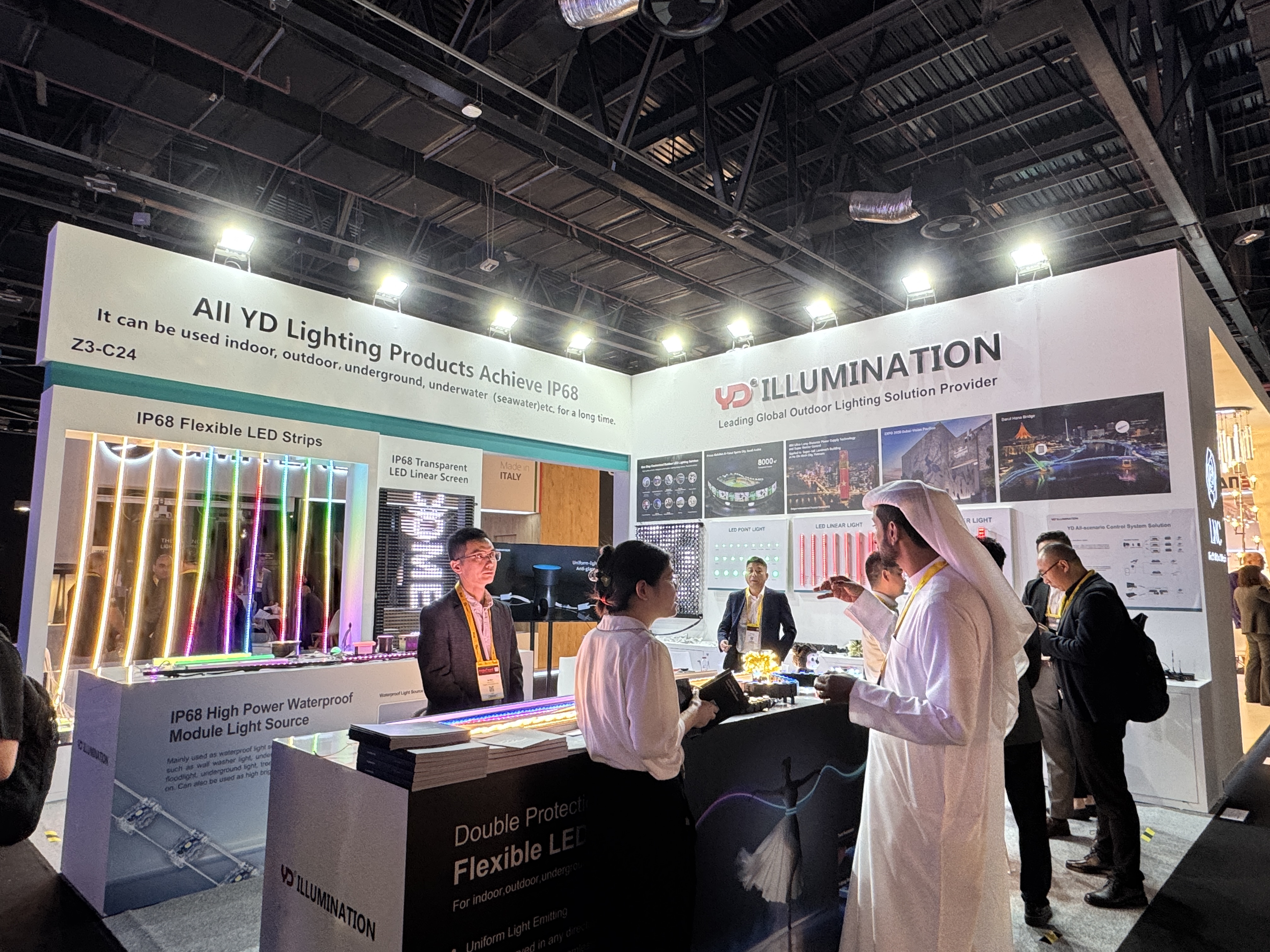 YD Shines at Middle East (Dubai) International Lighting & Smart Building Exhibition